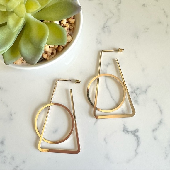2/$30🌵 Gold Line Geometric Earrings Trapezoid Circle Hoop Shapes Boho Gift NEW - Picture 11 of 15